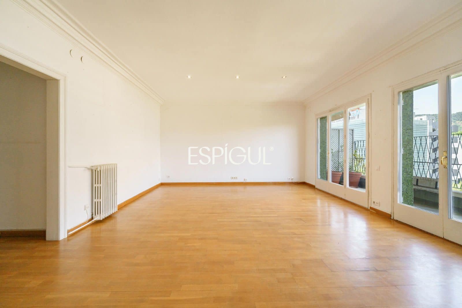5 chambre Appartement à vendre à Barcelone ville avec garage - 1 170 000 € (Ref: 10016467)