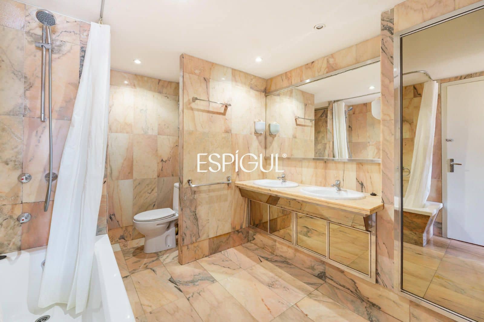 5 chambre Appartement à vendre à Barcelone ville avec garage - 1 170 000 € (Ref: 10016467)