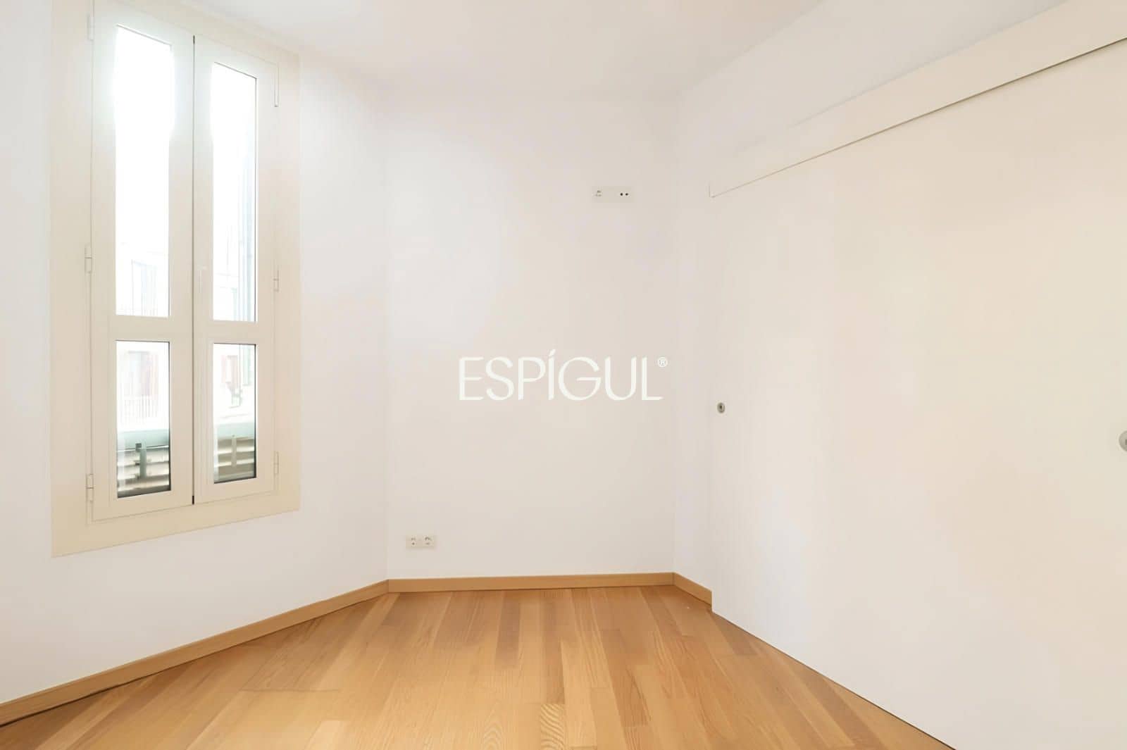 Piso de 2 habitaciones en Barcelona ciudad en venta - 525.000 € (Ref: 10016469)