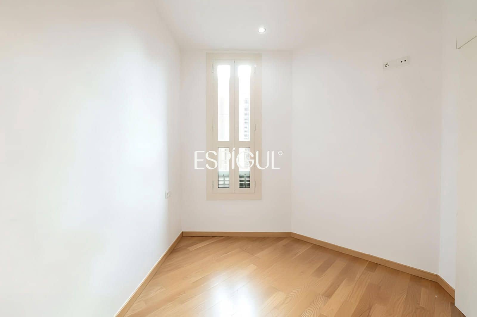 Piso de 2 habitaciones en Barcelona ciudad en venta - 525.000 € (Ref: 10016469)