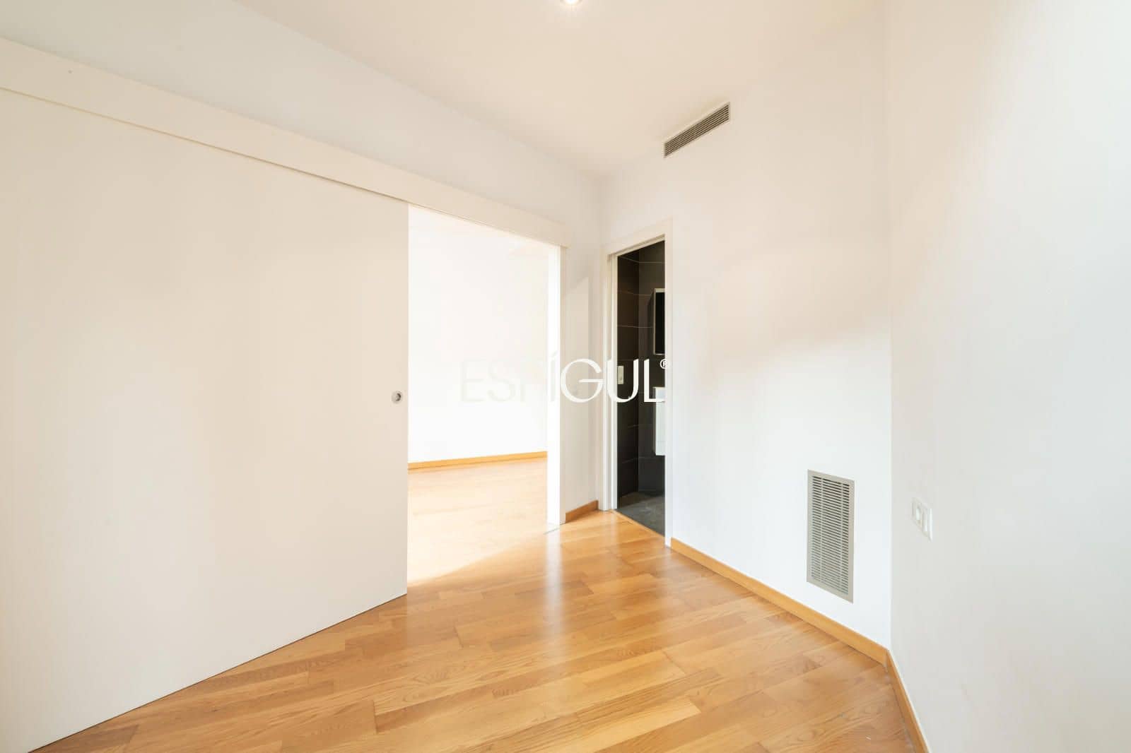 Piso de 2 habitaciones en Barcelona ciudad en venta - 525.000 € (Ref: 10016469)