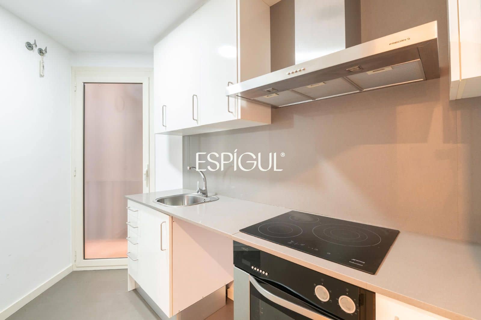 Piso de 2 habitaciones en Barcelona ciudad en venta - 525.000 € (Ref: 10016469)