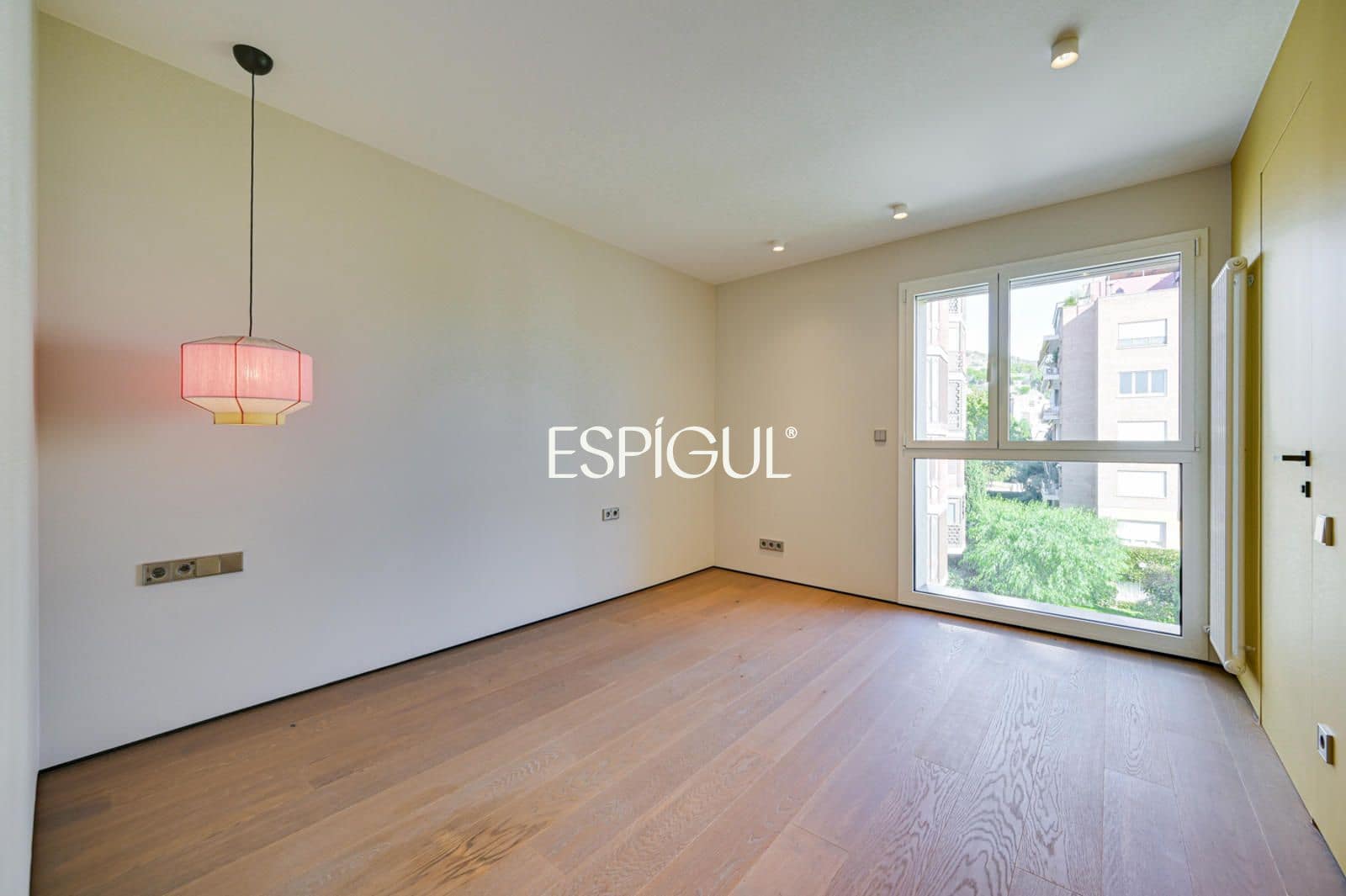 5 bedroom Flat for sale in Barcelona city with garage - € 2,800,000 (Ref: 10016470)