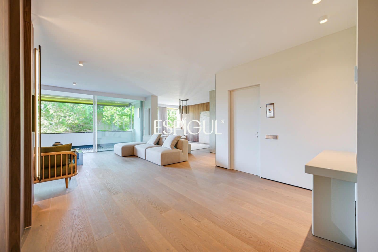5 bedroom Flat for sale in Barcelona city with garage - € 2,800,000 (Ref: 10016470)
