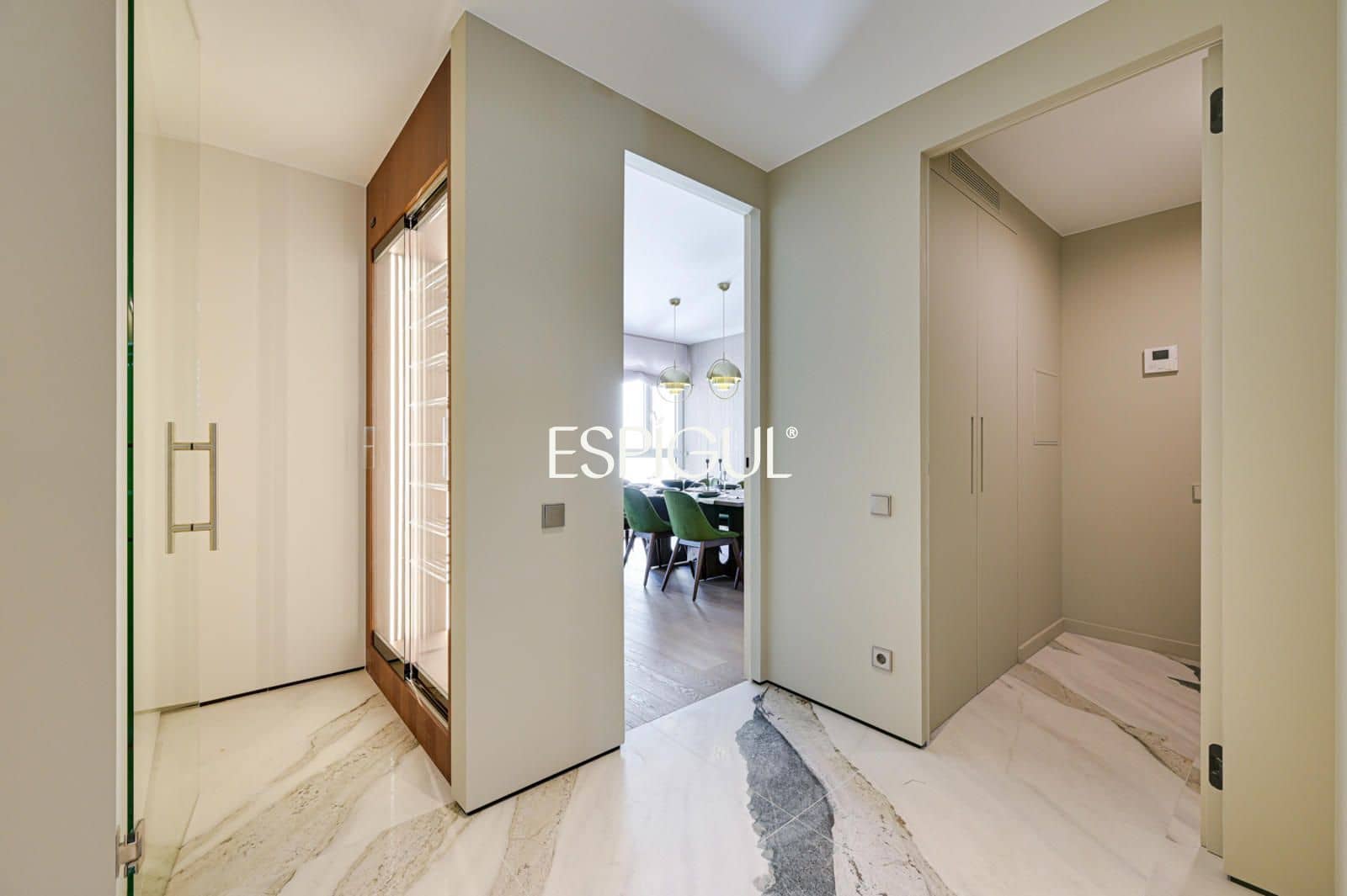 5 bedroom Flat for sale in Barcelona city with garage - € 2,800,000 (Ref: 10016470)