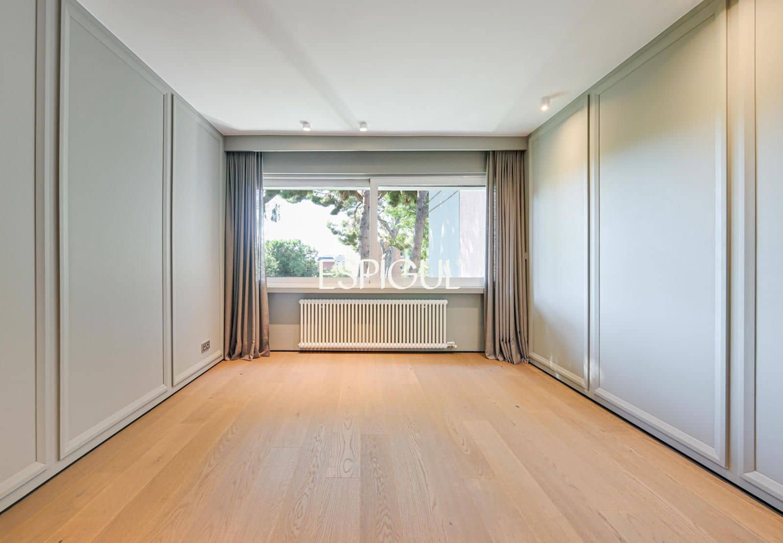 5 bedroom Flat for sale in Barcelona city with garage - € 2,800,000 (Ref: 10016470)