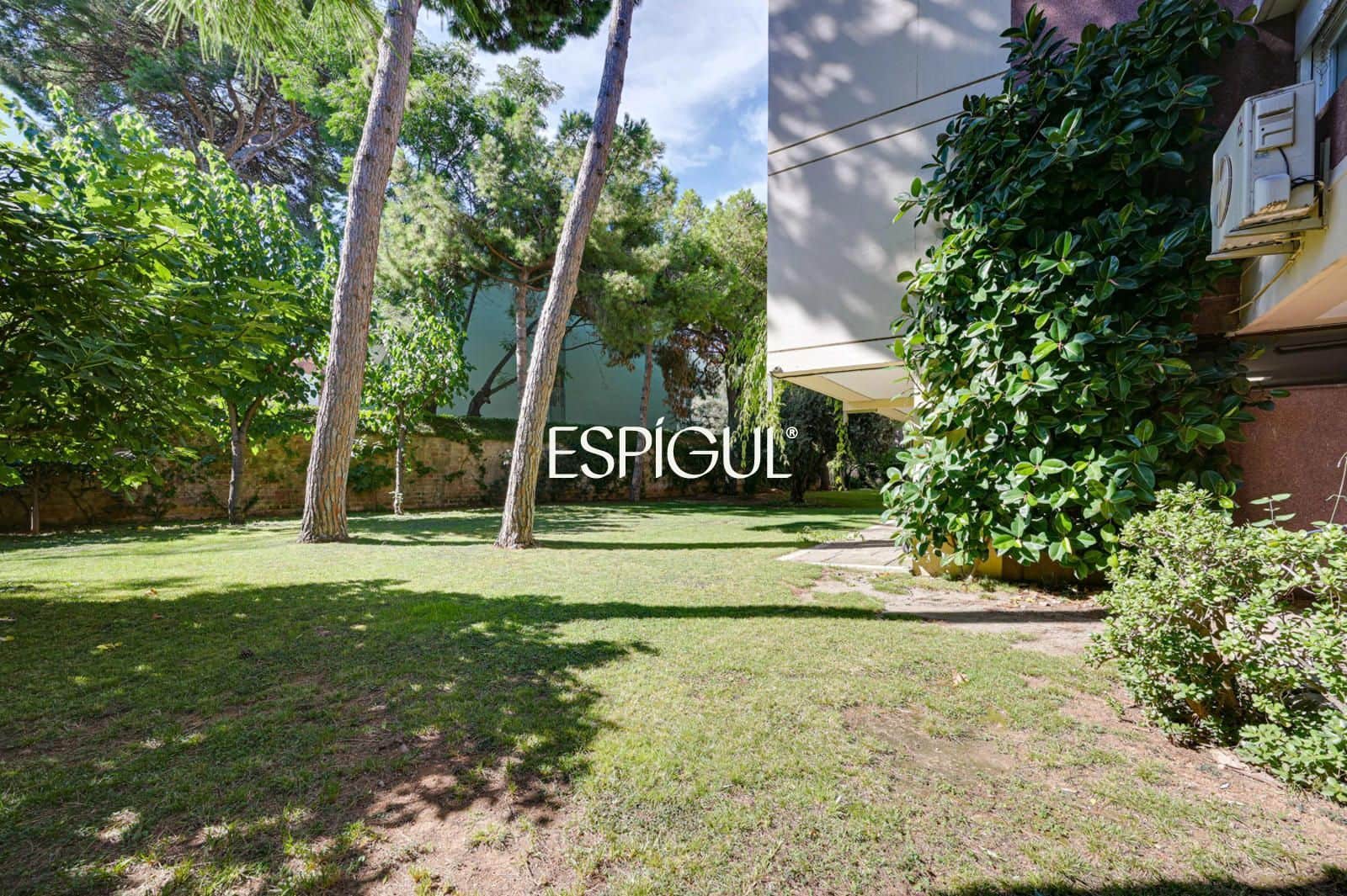 5 bedroom Flat for sale in Barcelona city with garage - € 2,800,000 (Ref: 10016470)