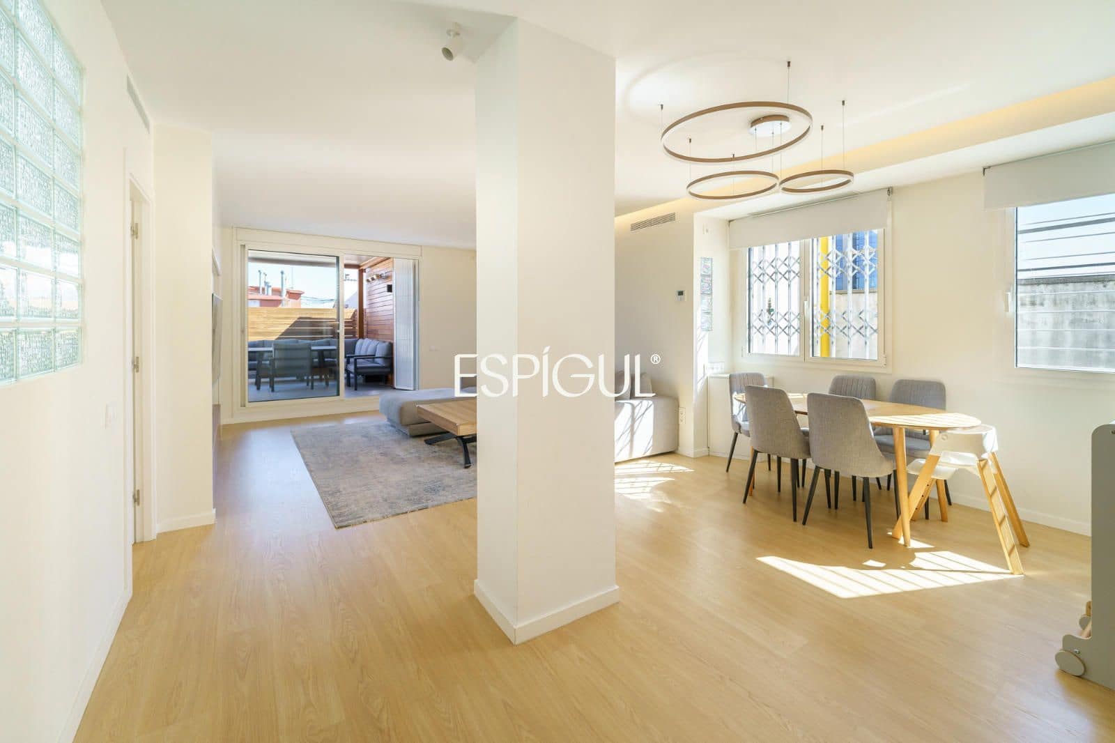 Piso de 3 habitaciones en Barcelona ciudad en venta con piscina - 1.199.000 € (Ref: 10016471)