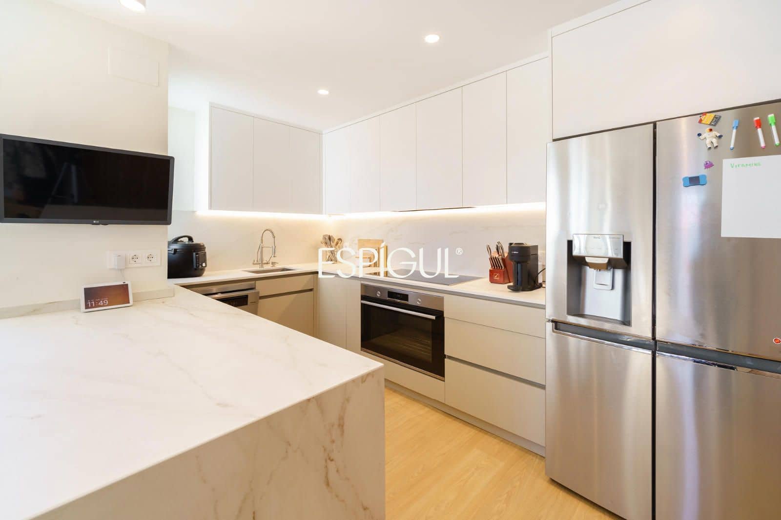 Piso de 3 habitaciones en Barcelona ciudad en venta con piscina - 1.199.000 € (Ref: 10016471)