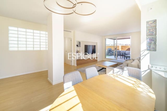 Piso de 3 habitaciones en La Nova Esquerra de L'Eixample, Barcelona ciudad en venta con piscina - 1.199.000 € (Ref: 10016471)