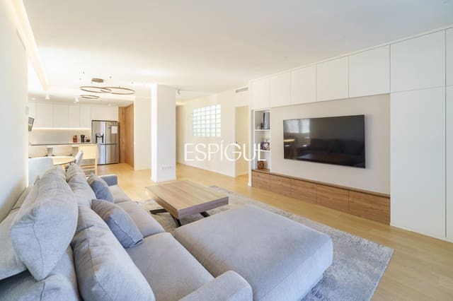 Piso de 3 habitaciones en La Nova Esquerra de L'Eixample, Barcelona ciudad en venta con piscina - 1.199.000 € (Ref: 10016471)
