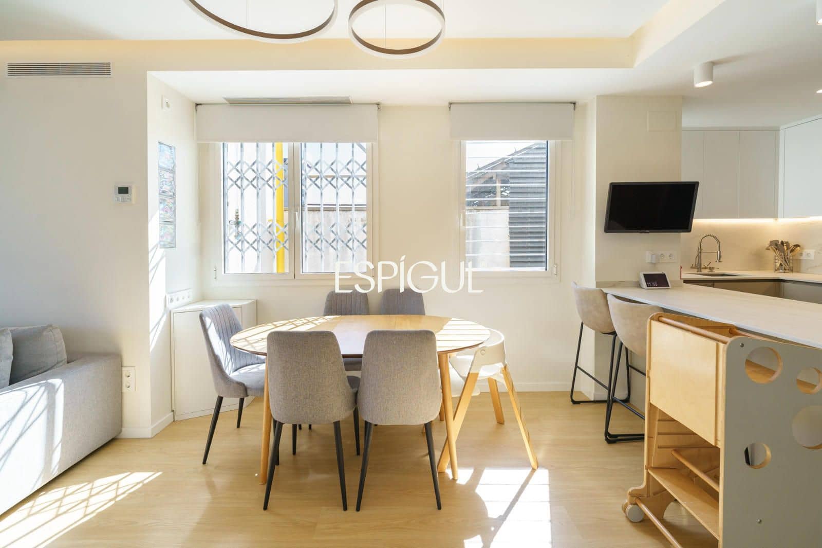 Piso de 3 habitaciones en Barcelona ciudad en venta con piscina - 1.199.000 € (Ref: 10016471)