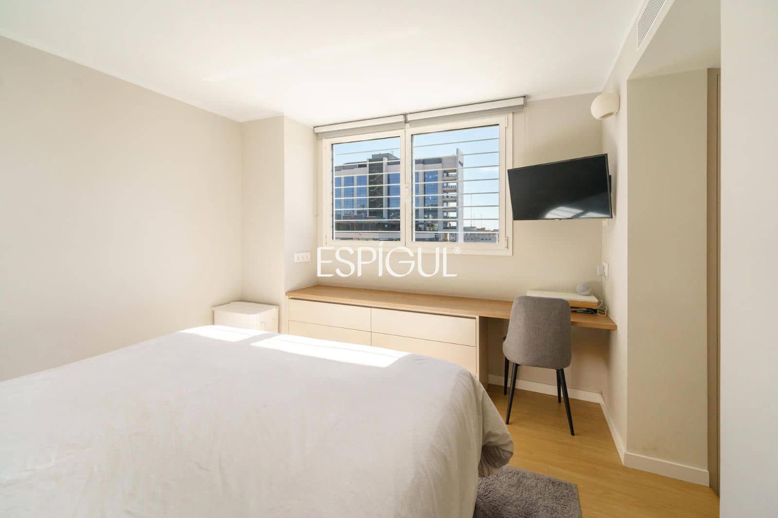 Piso de 3 habitaciones en Barcelona ciudad en venta con piscina - 1.199.000 € (Ref: 10016471)