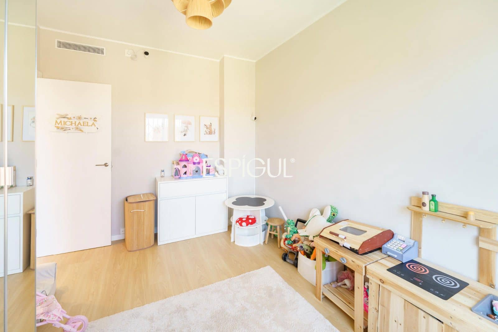 Piso de 3 habitaciones en Barcelona ciudad en venta con piscina - 1.199.000 € (Ref: 10016471)