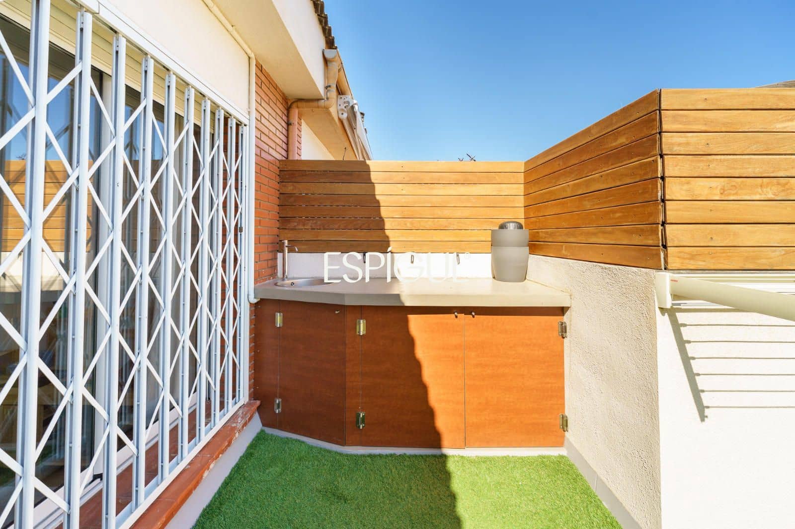 Piso de 3 habitaciones en Barcelona ciudad en venta con piscina - 1.199.000 € (Ref: 10016471)