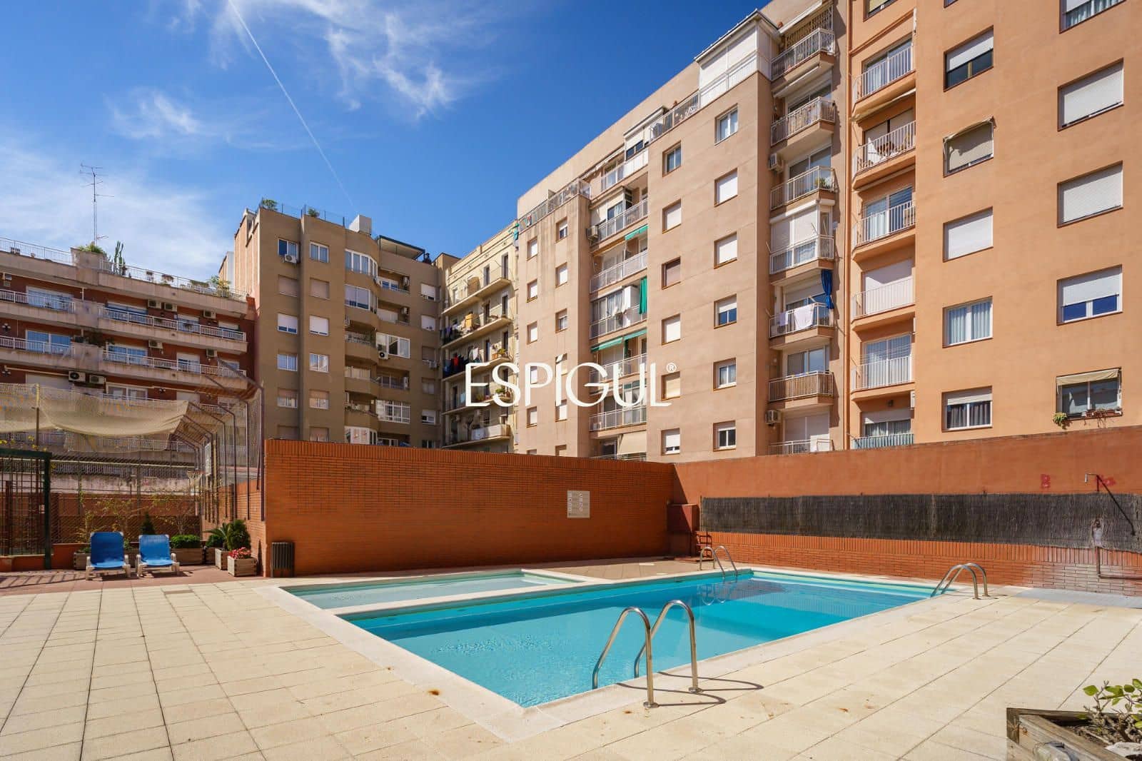 Piso de 3 habitaciones en Barcelona ciudad en venta con piscina - 1.199.000 € (Ref: 10016471)