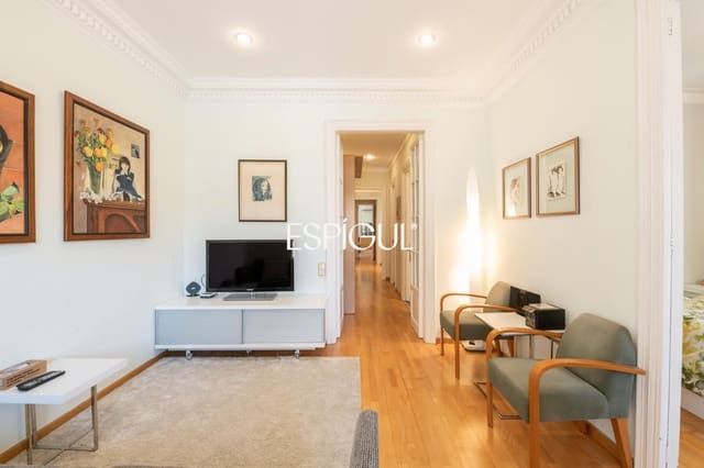 4 Zimmer Wohnung zu verkaufen in L'Antiga Esquerra de L'Eixample, Barcelona Stadt - 850.000 € (Ref: 10016472)