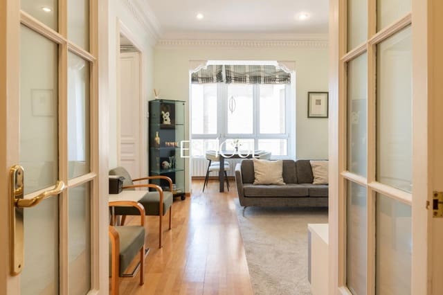 4 Zimmer Wohnung zu verkaufen in L'Antiga Esquerra de L'Eixample, Barcelona Stadt - 850.000 € (Ref: 10016472)