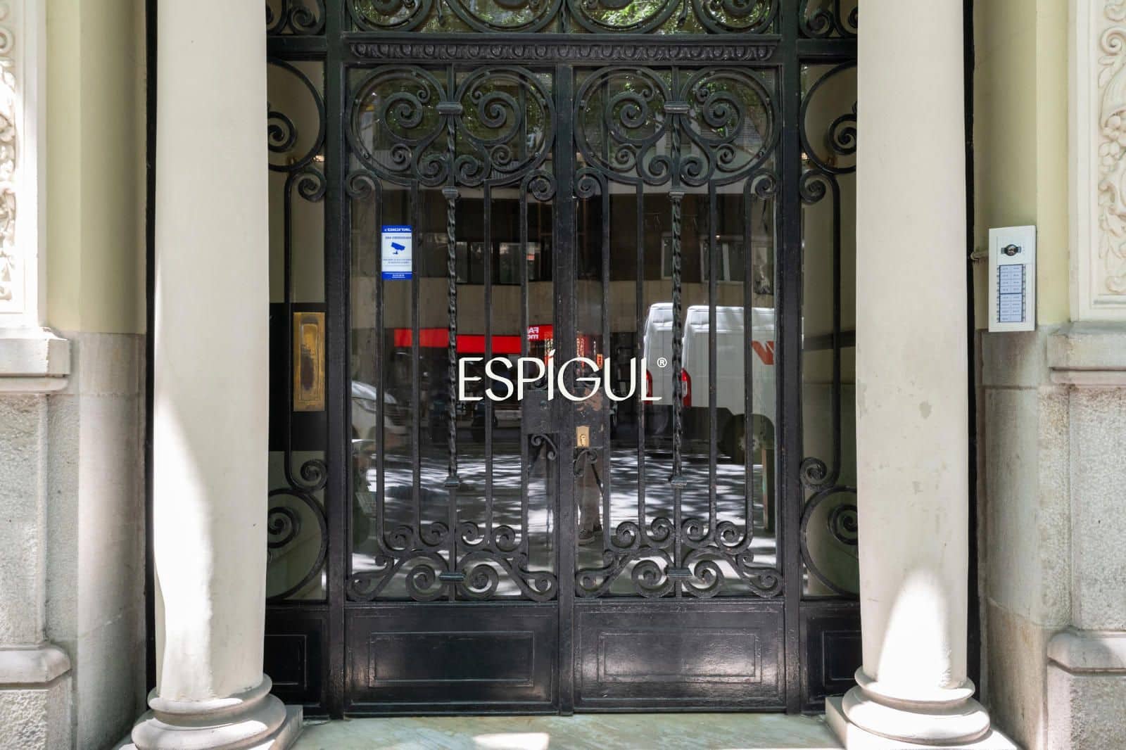 4 Zimmer Wohnung zu verkaufen in Barcelona Stadt - 850.000 € (Ref: 10016472)