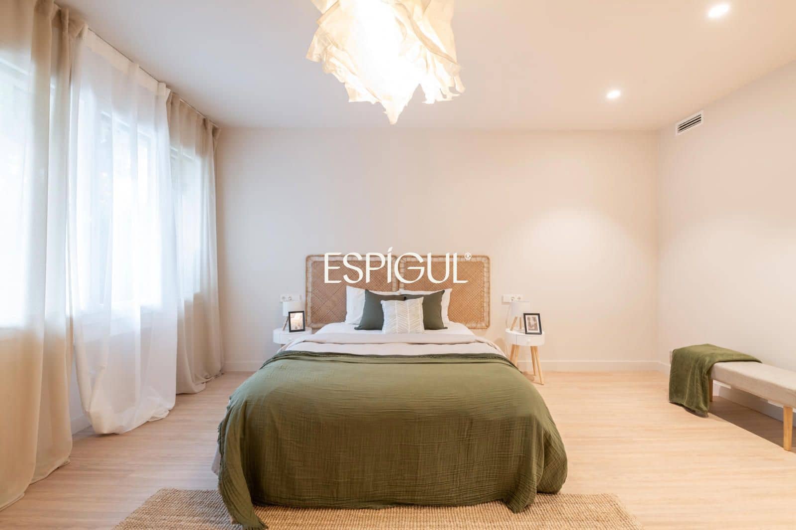 4 bedroom Flat for sale in Barcelona city - € 1,590,000 (Ref: 10016473)