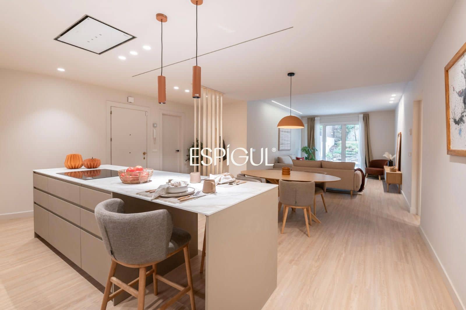 4 bedroom Flat for sale in Barcelona city - € 1,590,000 (Ref: 10016473)