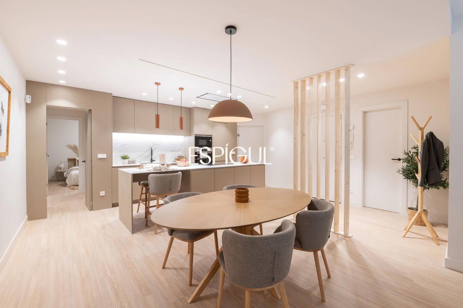 4 bedroom Flat for sale in Barcelona city - € 1,590,000 (Ref: 10016473)