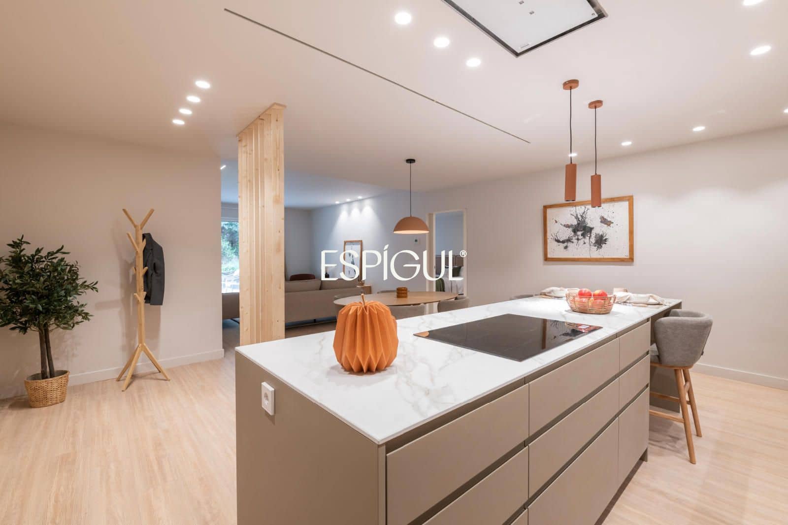 4 bedroom Flat for sale in Barcelona city - € 1,590,000 (Ref: 10016473)