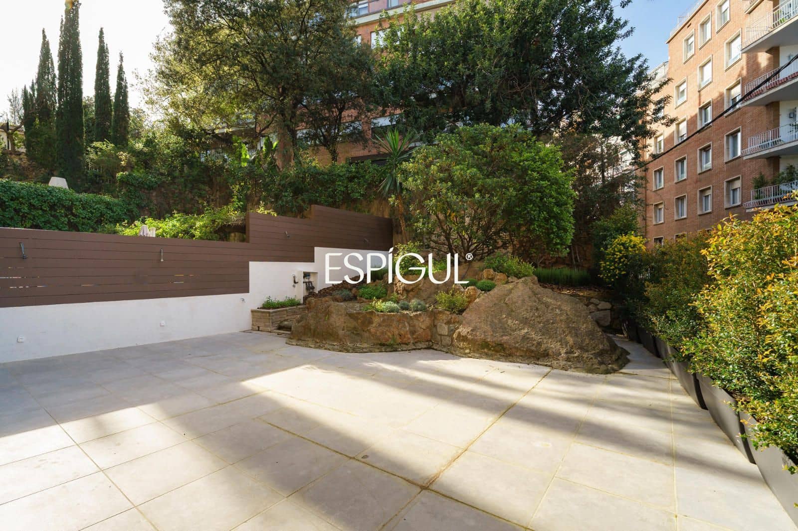 4 bedroom Flat for sale in Barcelona city - € 1,590,000 (Ref: 10016473)