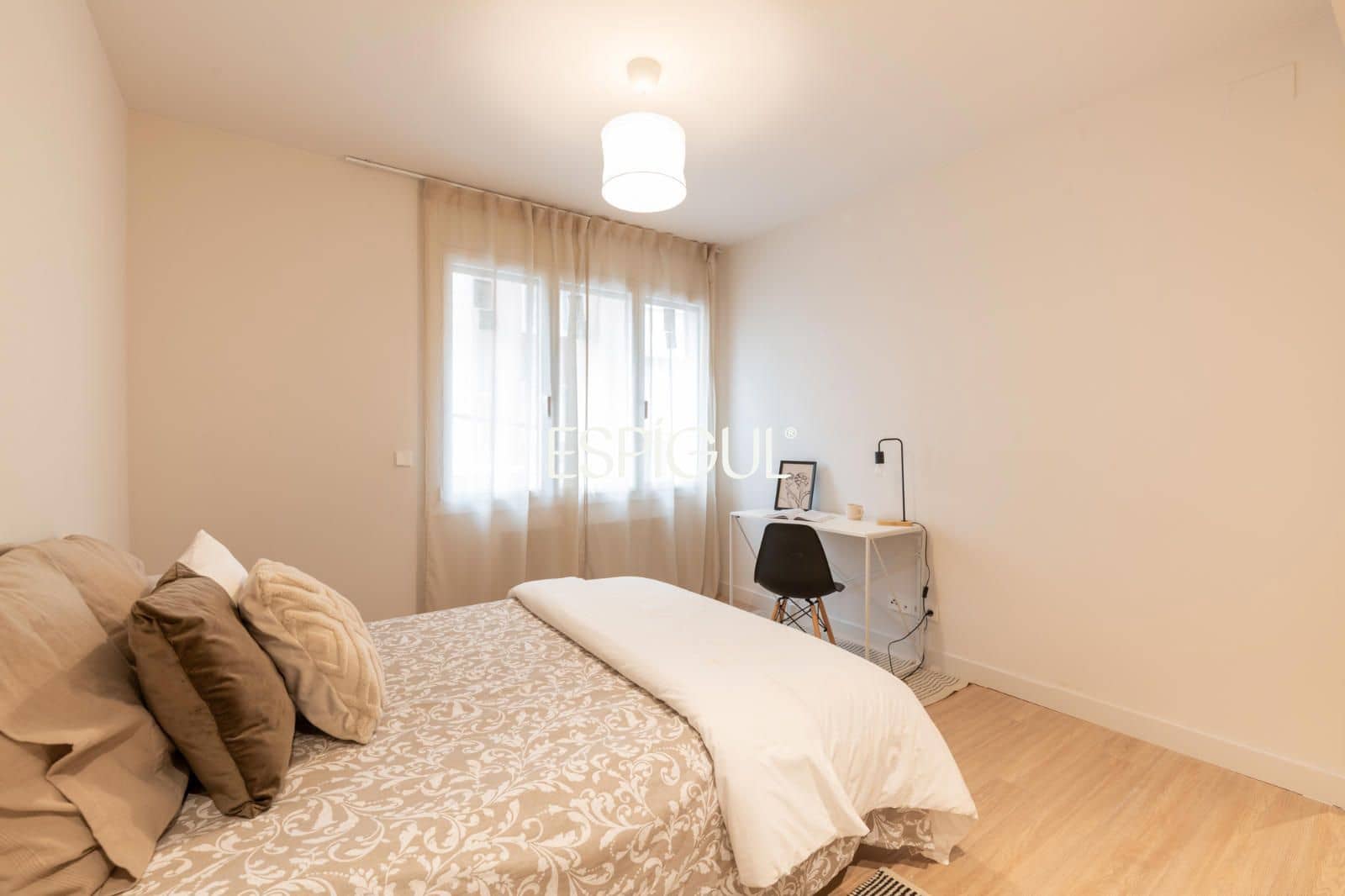 4 bedroom Flat for sale in Barcelona city - € 1,590,000 (Ref: 10016473)