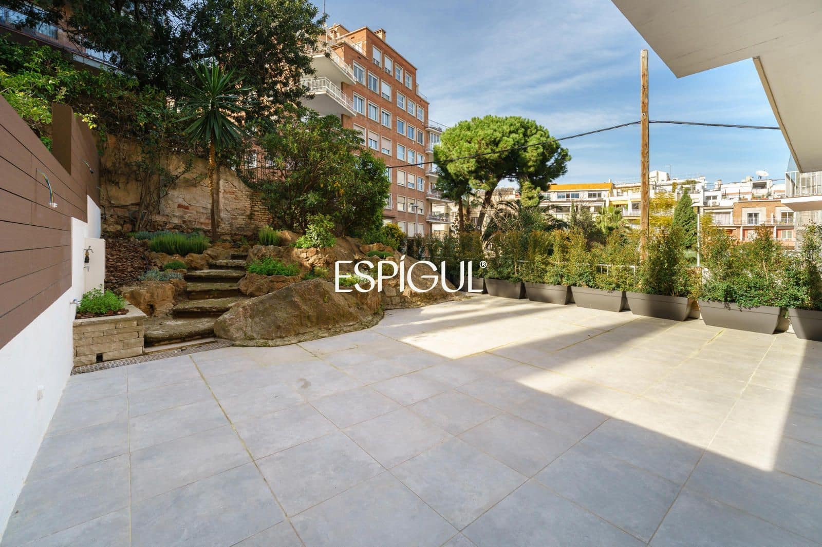 4 bedroom Flat for sale in Barcelona city - € 1,590,000 (Ref: 10016473)