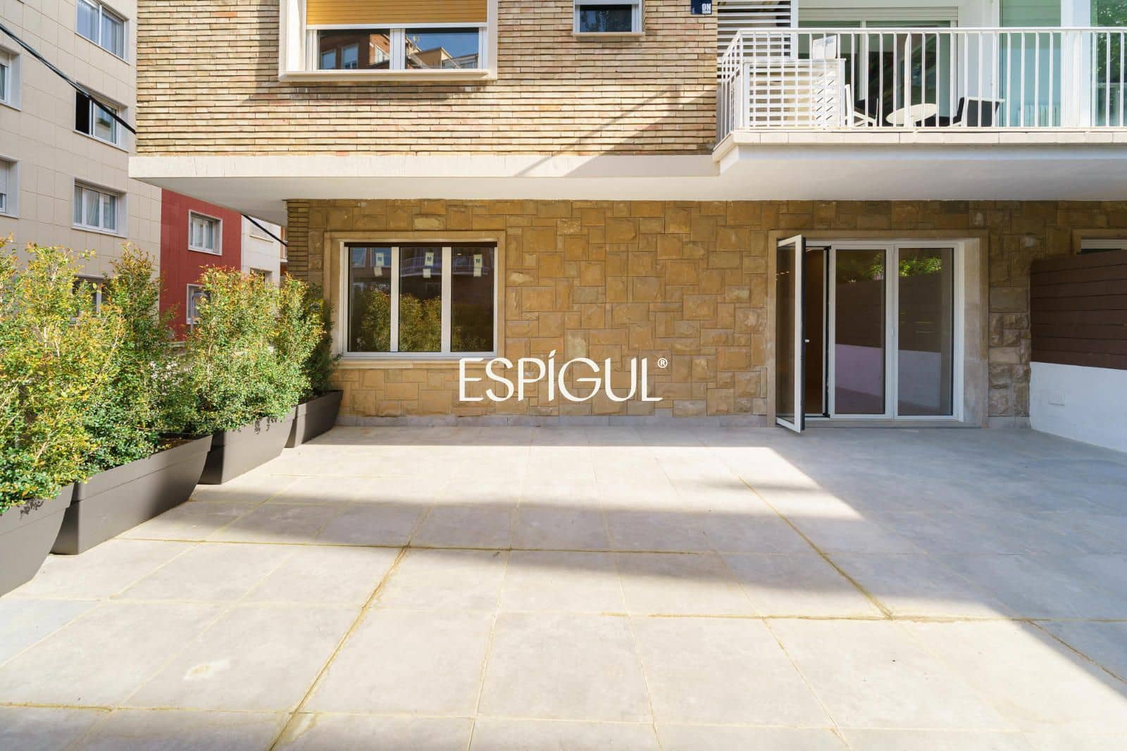 4 bedroom Flat for sale in Barcelona city - € 1,590,000 (Ref: 10016473)