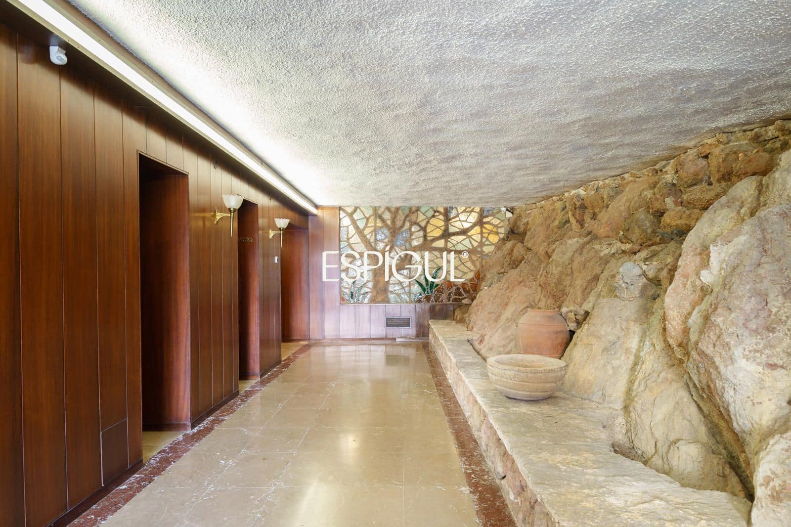 4 bedroom Flat for sale in Barcelona city - € 1,590,000 (Ref: 10016473)