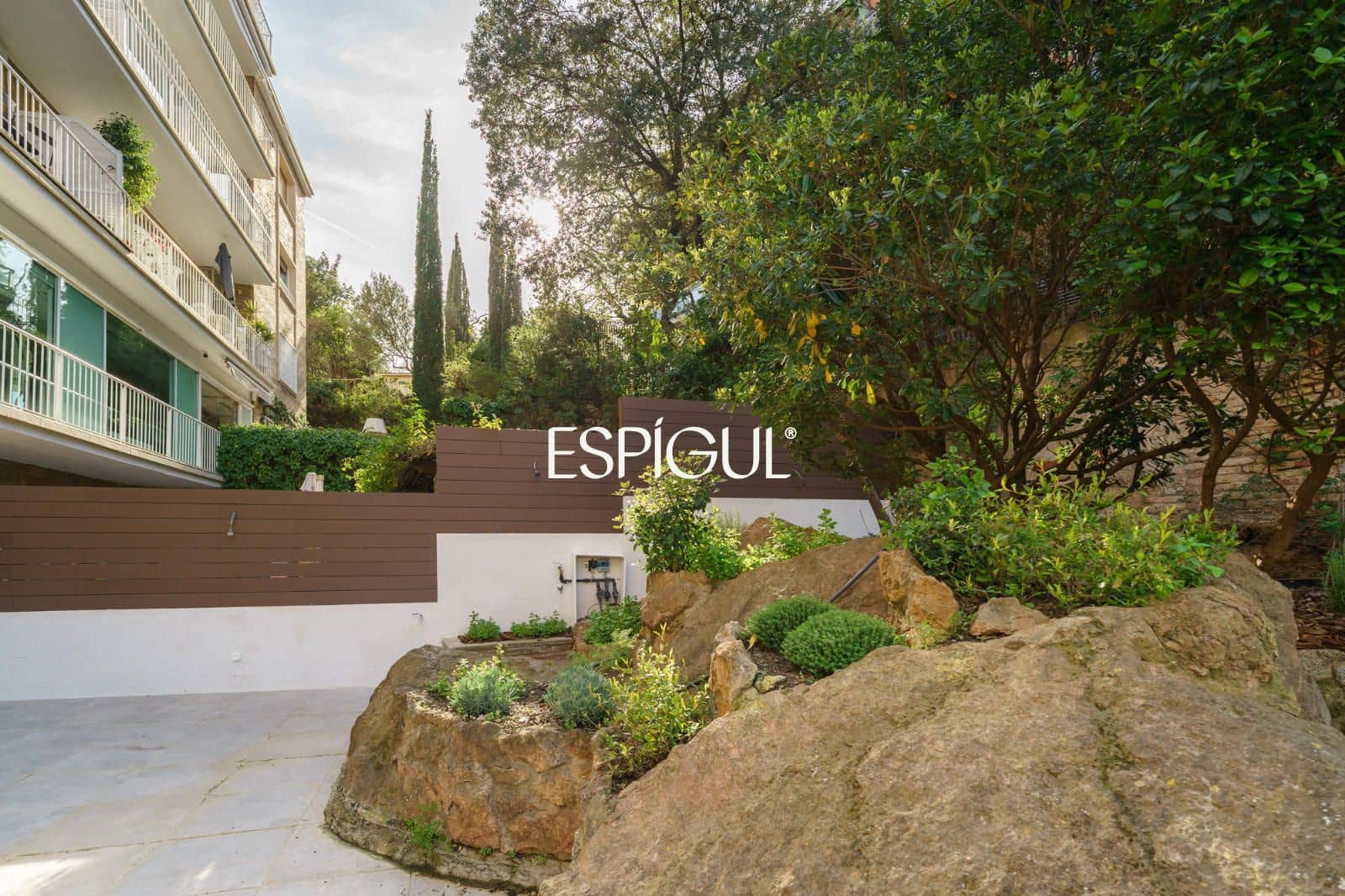 4 bedroom Flat for sale in Barcelona city - € 1,590,000 (Ref: 10016473)