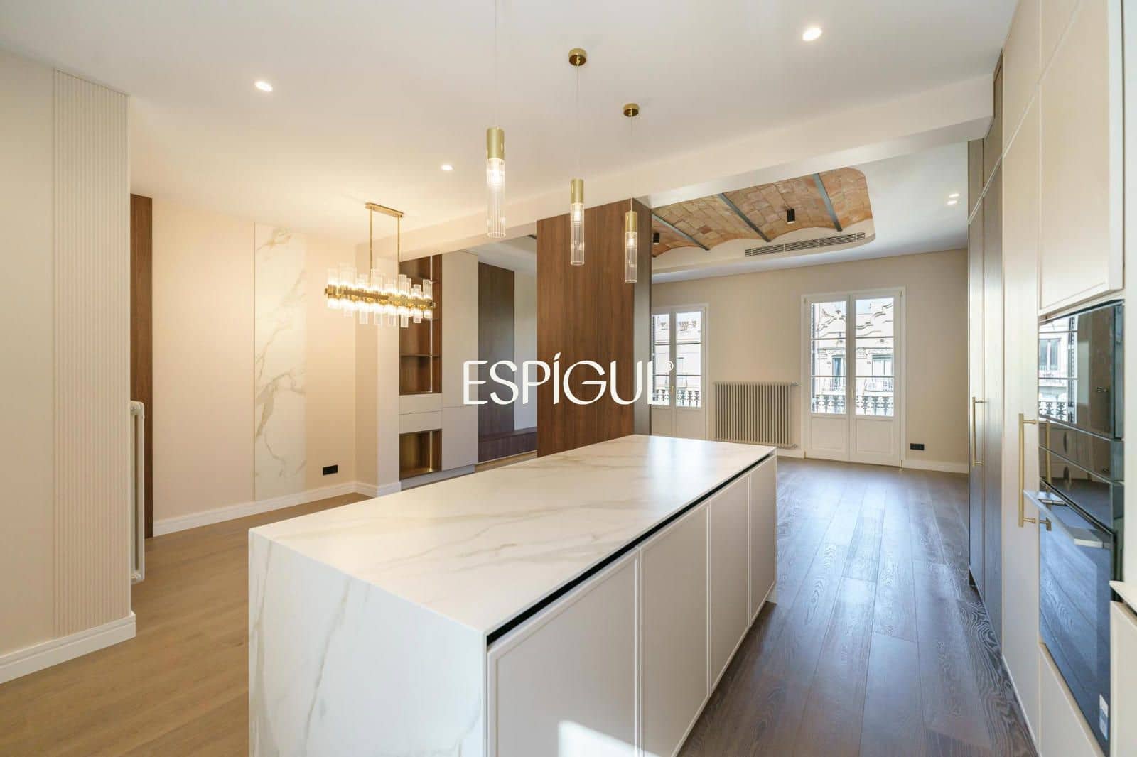 4 bedroom Flat for sale in Barcelona city - € 1,435,000 (Ref: 10016474)