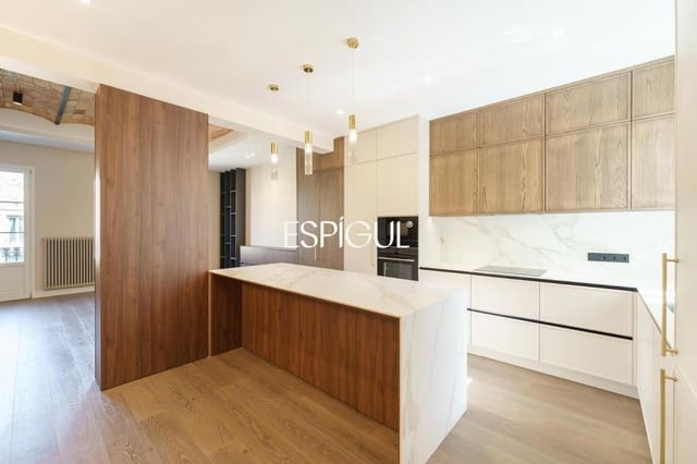 4 slaapkamer Flat te koop in Eixample, Barcelona stad - € 1.435.000 (Ref: 10016474)