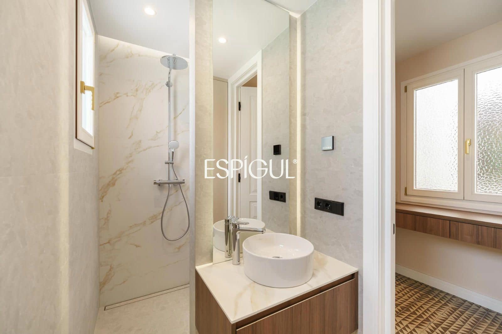 4 bedroom Flat for sale in Barcelona city - € 1,435,000 (Ref: 10016474)
