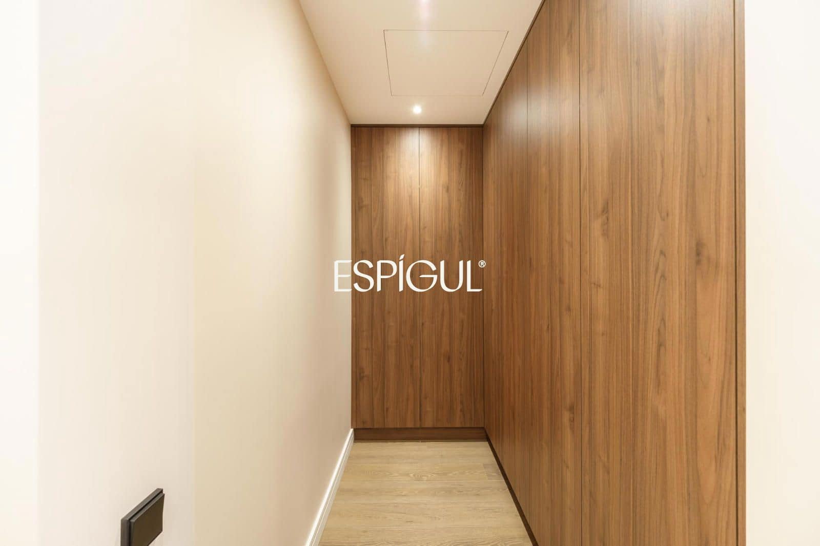 4 bedroom Flat for sale in Barcelona city - € 1,435,000 (Ref: 10016474)