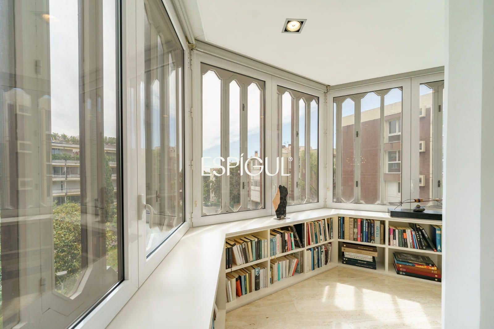 6 slaapkamer Flat te koop in Barcelona stad met zwembad garage - € 2.350.000 (Ref: 10016475)