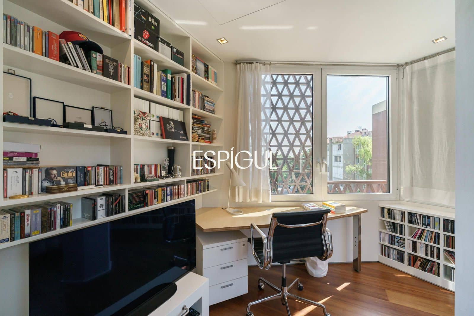 6 slaapkamer Flat te koop in Barcelona stad met zwembad garage - € 2.350.000 (Ref: 10016475)