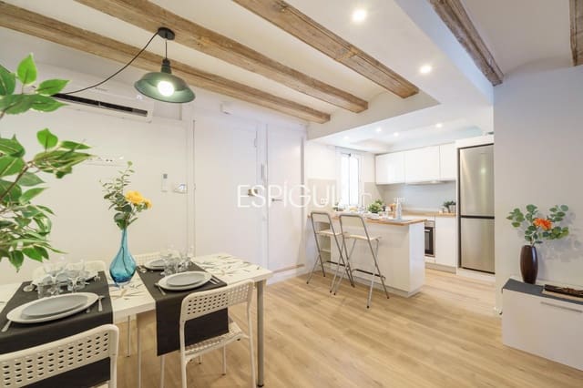 2 slaapkamer Flat te koop in Ciutat Vella, Barcelona stad - € 296.500 (Ref: 10016476)