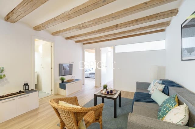 2 slaapkamer Flat te koop in Ciutat Vella, Barcelona stad - € 296.500 (Ref: 10016476)