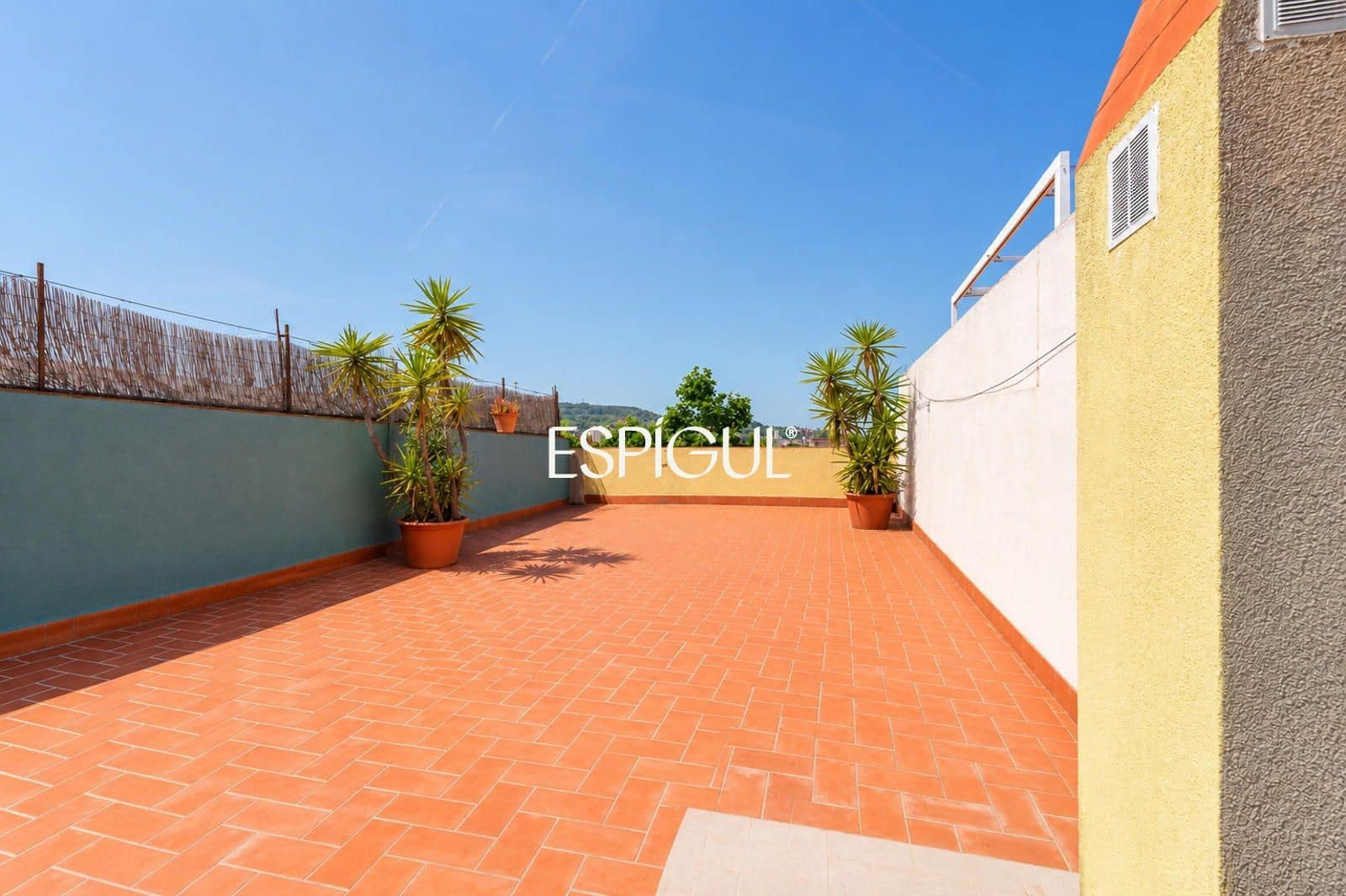 2 bedroom Flat for sale in Barcelona city - € 296,500 (Ref: 10016476)