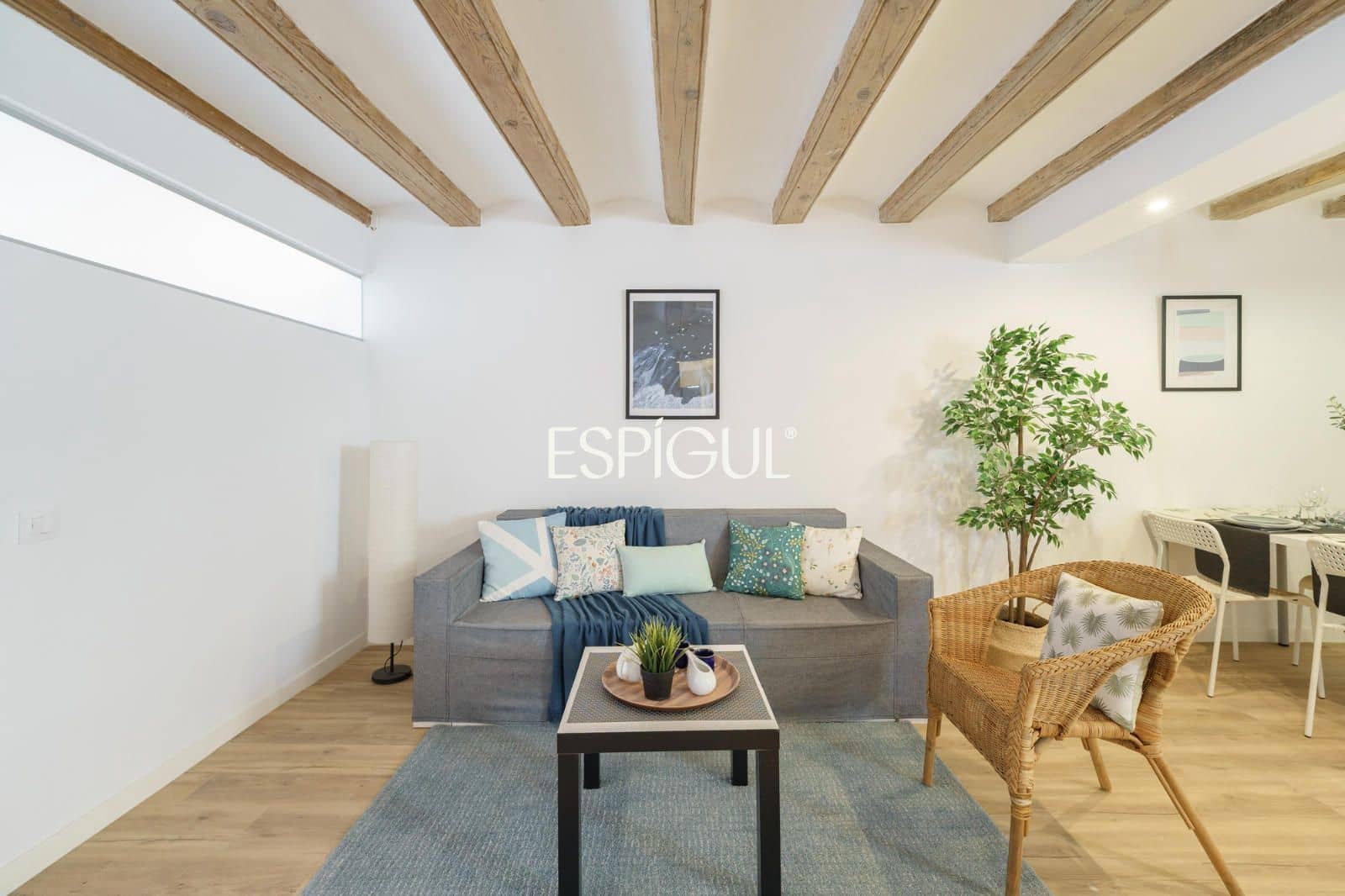 2 bedroom Flat for sale in Barcelona city - € 296,500 (Ref: 10016476)