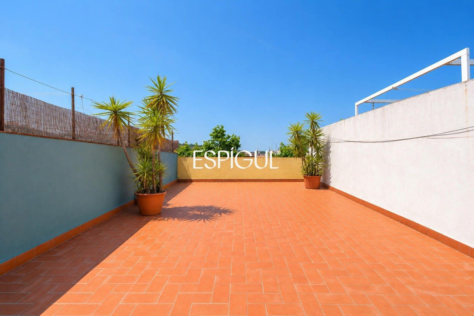 2 bedroom Flat for sale in Barcelona city - € 296,500 (Ref: 10016476)