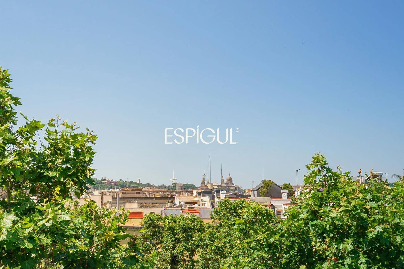 2 bedroom Flat for sale in Barcelona city - € 296,500 (Ref: 10016476)