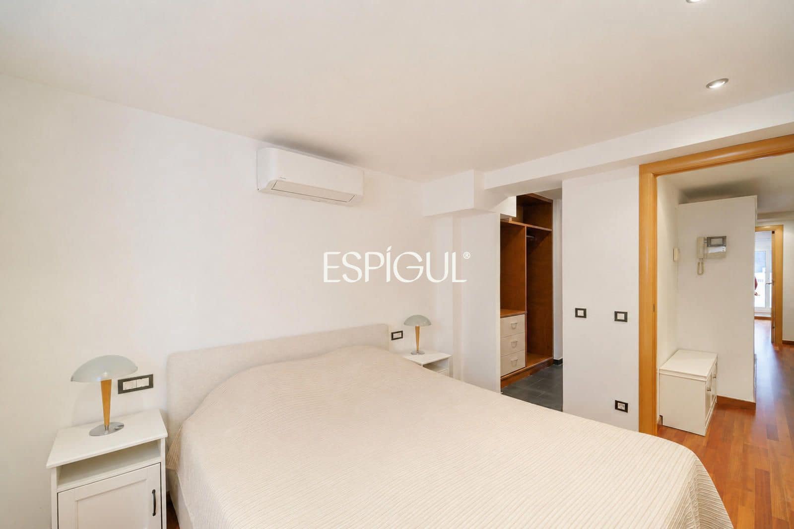 3 soverom Leilighet til salgs i Barcelona by - € 699 000 (Ref: 10016478)