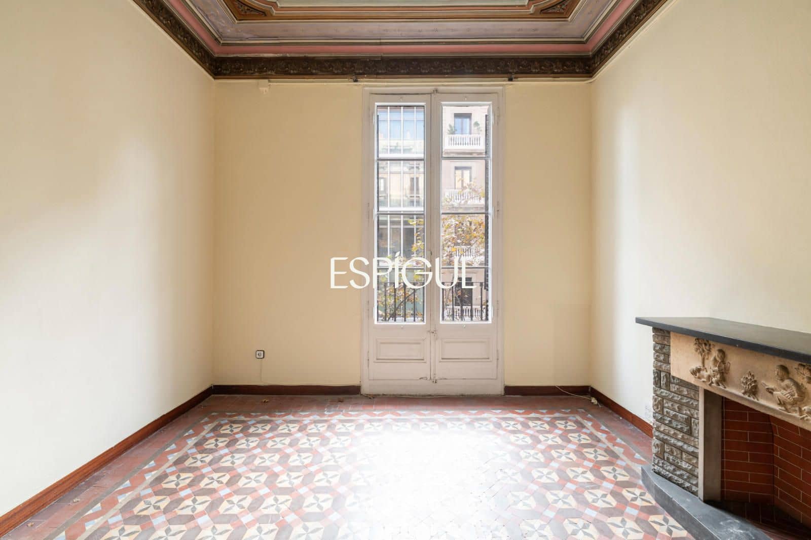 2 bedroom Flat for sale in Barcelona city - € 680,000 (Ref: 10016479)
