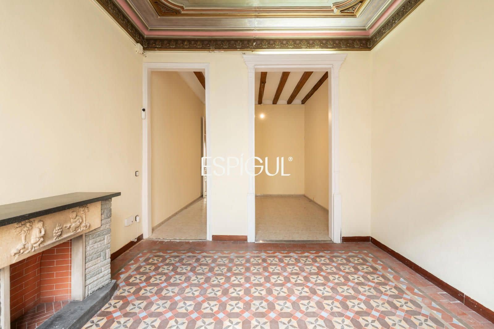 2 bedroom Flat for sale in Barcelona city - € 680,000 (Ref: 10016479)