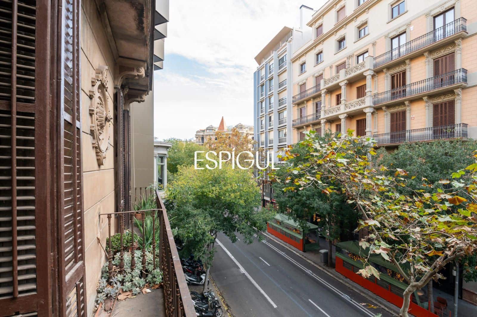 2 bedroom Flat for sale in Barcelona city - € 680,000 (Ref: 10016479)