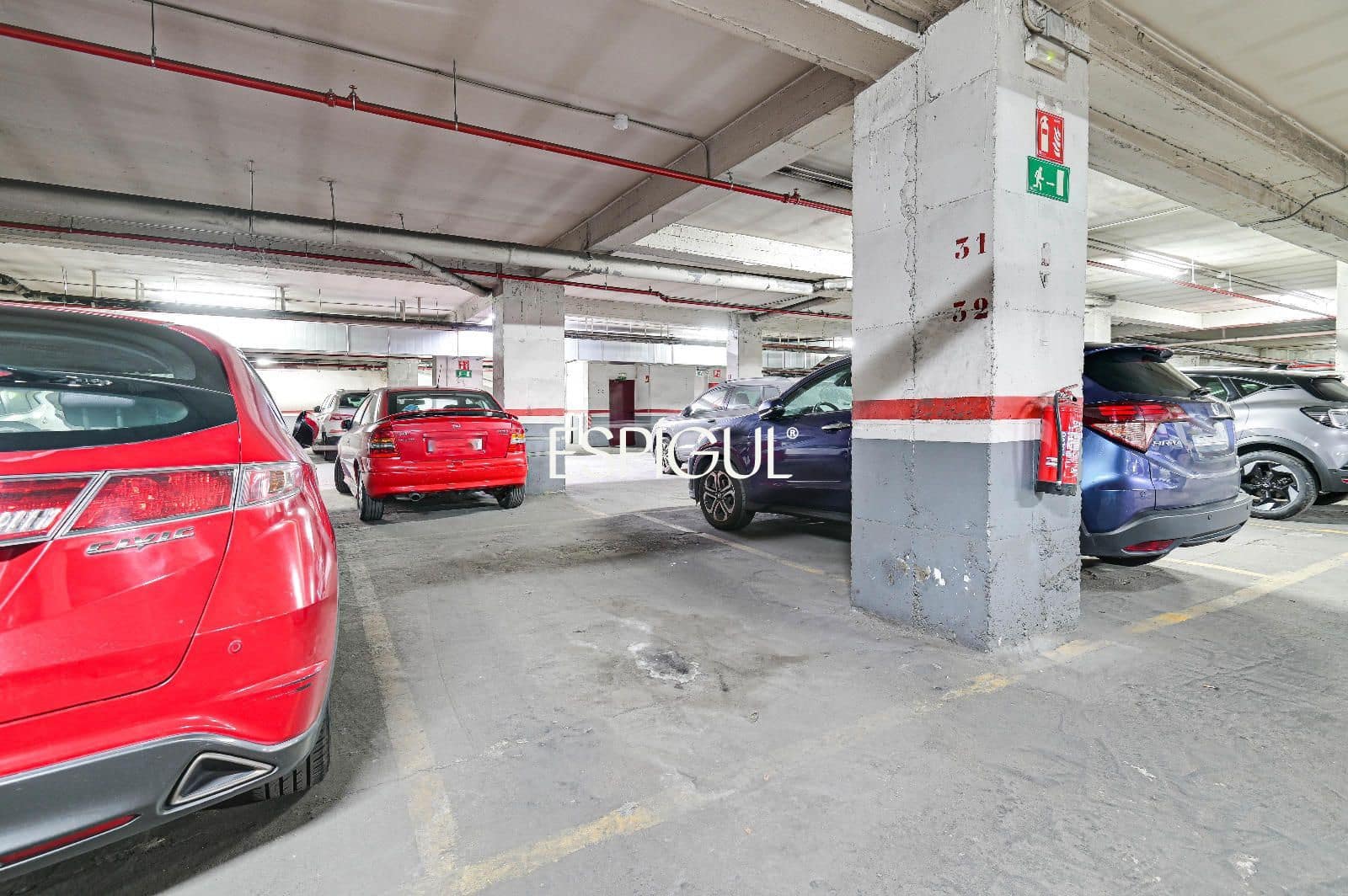 4 bedroom Flat for sale in Barcelona city with garage - € 470,000 (Ref: 10016480)